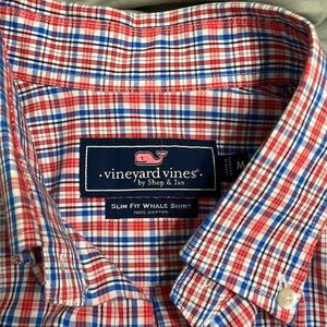 Vineyard Vine long sleeve button up. Dress shirt.